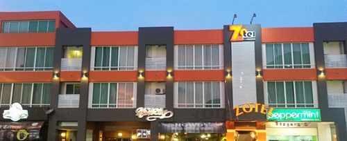 Zotel Business & Leisure Hotel Kuching Luaran gambar